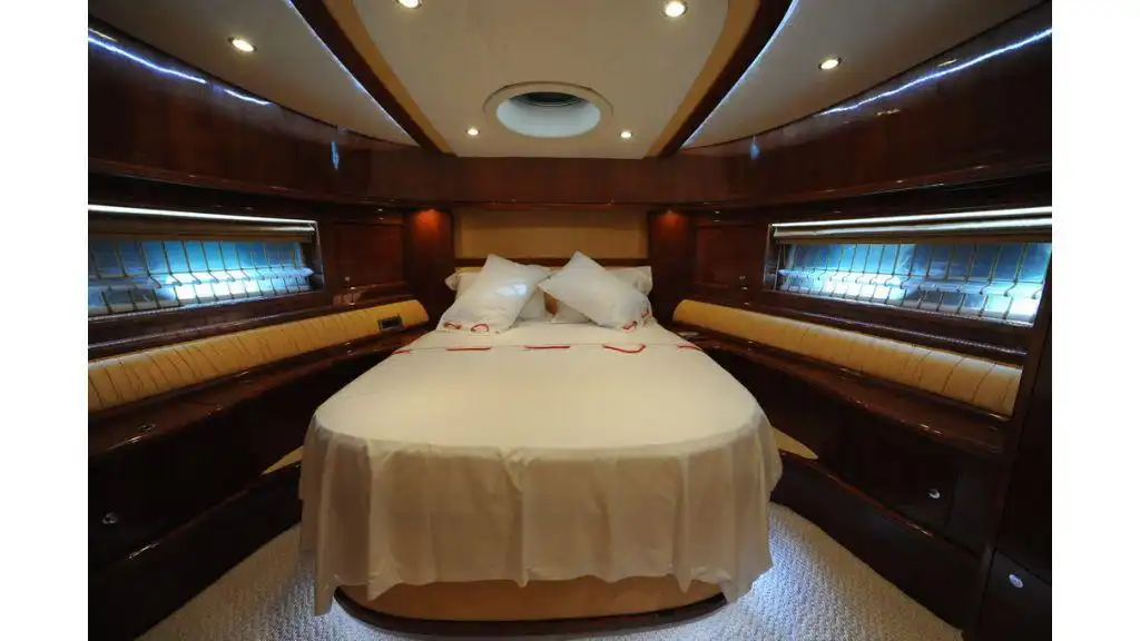 YACHT CLEOPATRA